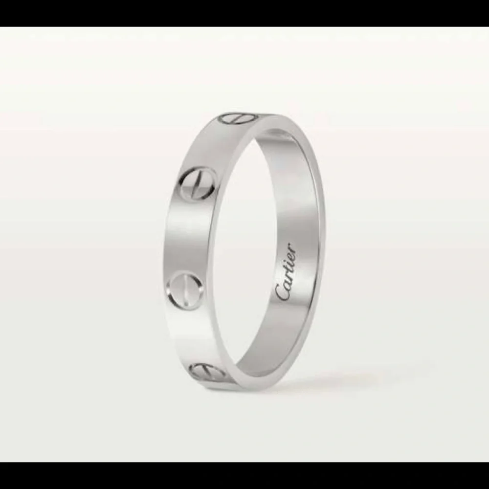 Cartier Love Ring (Unisex), in 18k White Gold. - Picture 2 of 3